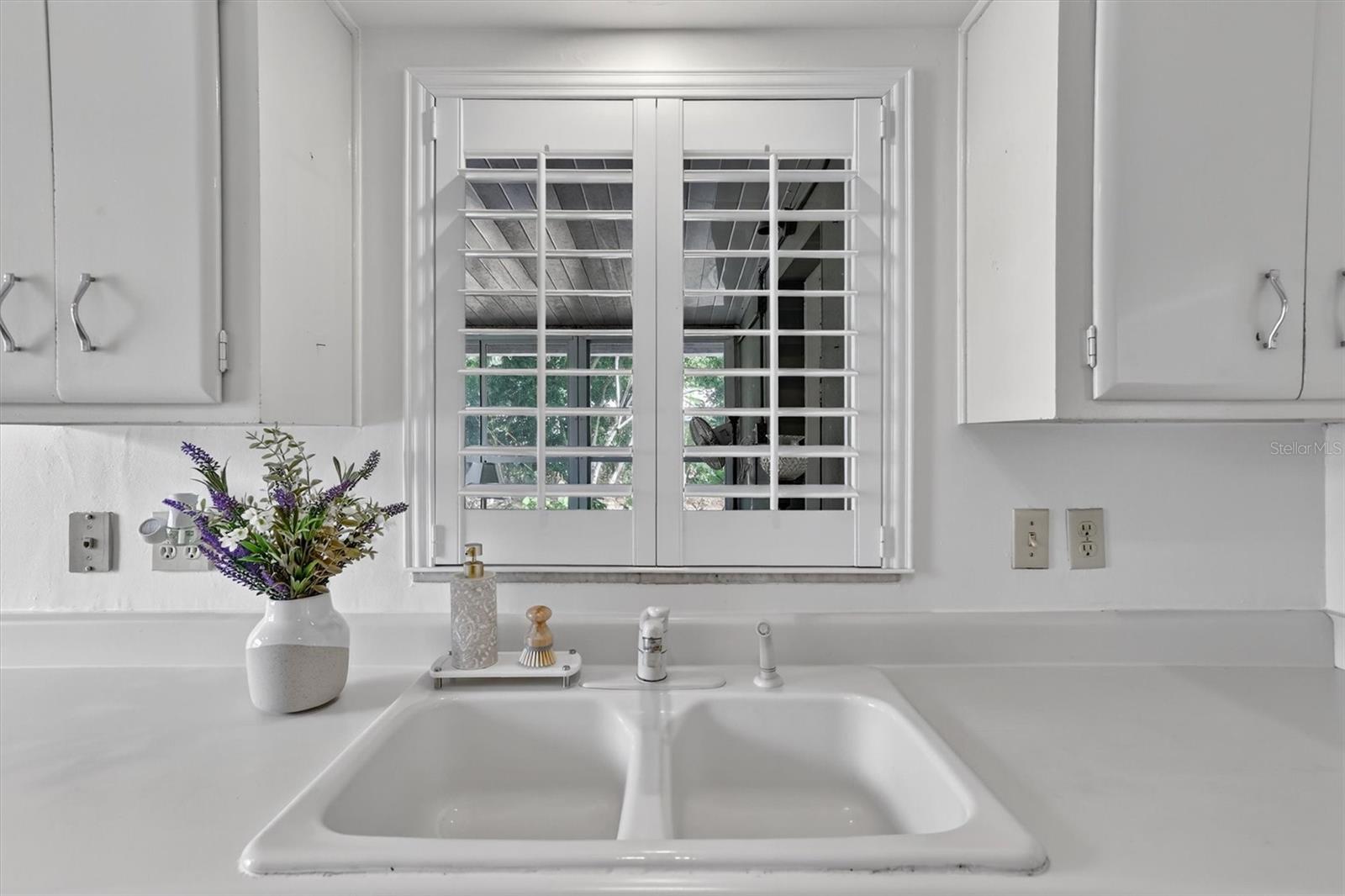 2033 TIMBER LN, CLEARWATER, FL, 33763