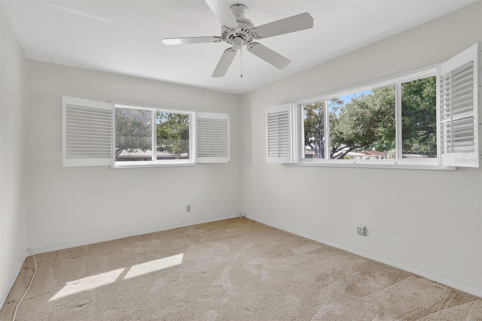 2033 TIMBER LN, CLEARWATER, FL, 33763