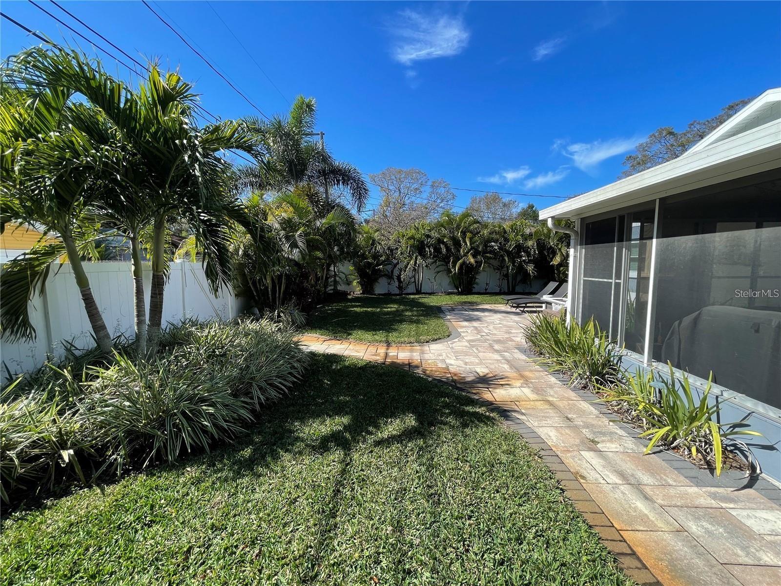 3220 9TH AVE N, ST PETERSBURG, FL, 33713