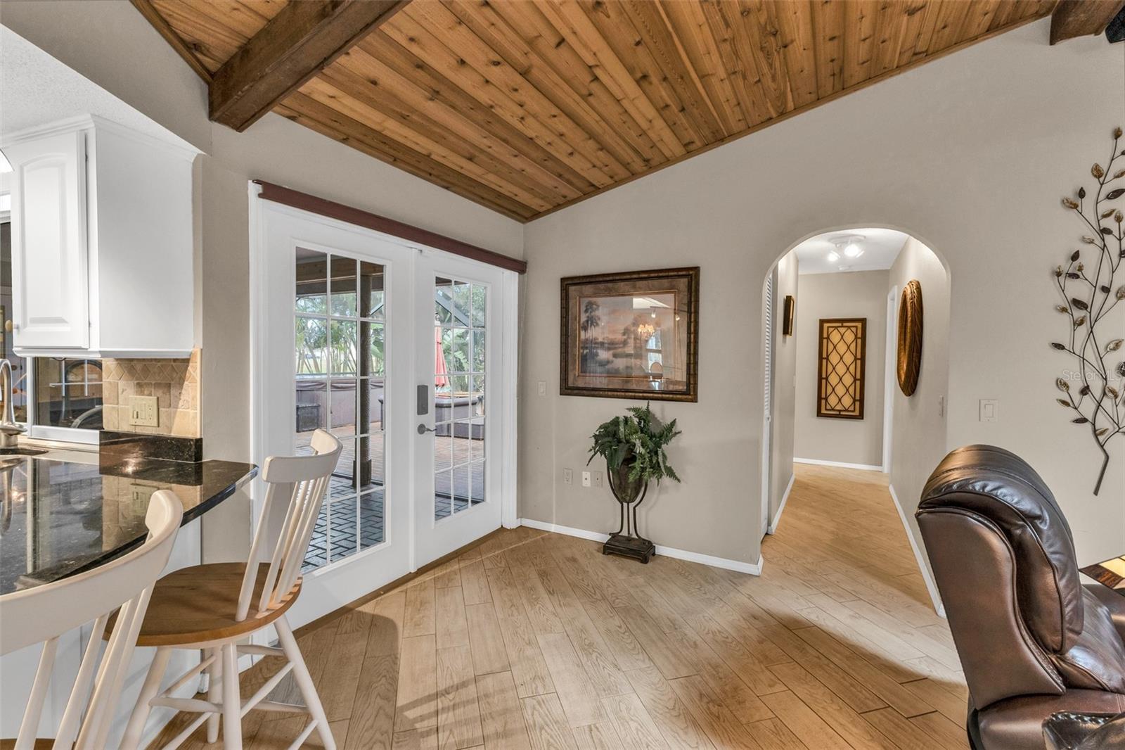 303 ROTONDA CIR, ROTONDA WEST, FL, 33947