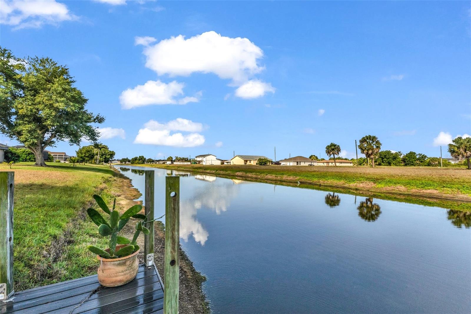 303 ROTONDA CIR, ROTONDA WEST, FL, 33947