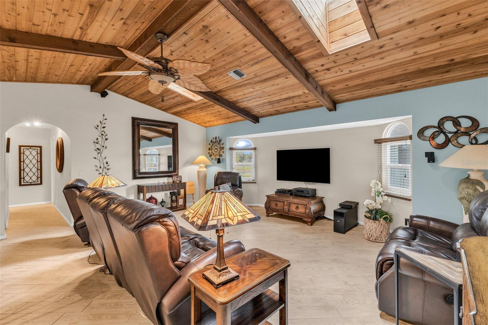 303 ROTONDA CIR, ROTONDA WEST, FL, 33947
