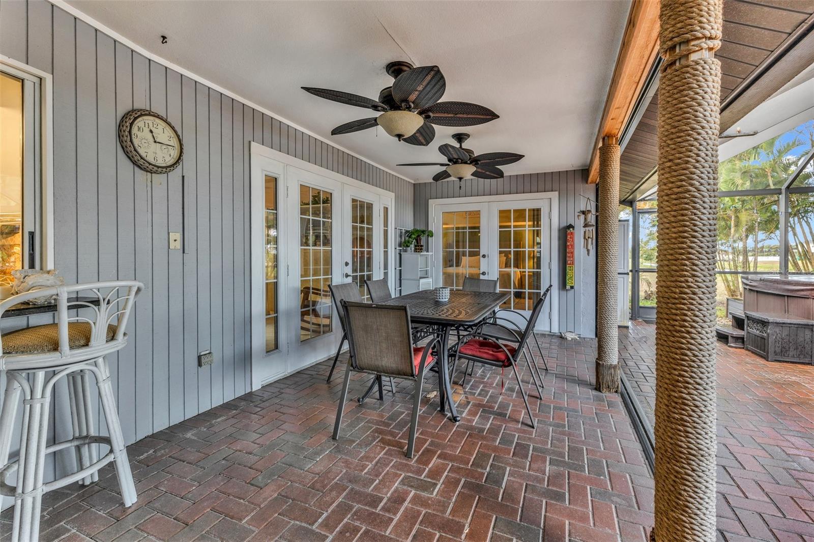 303 ROTONDA CIR, ROTONDA WEST, FL, 33947