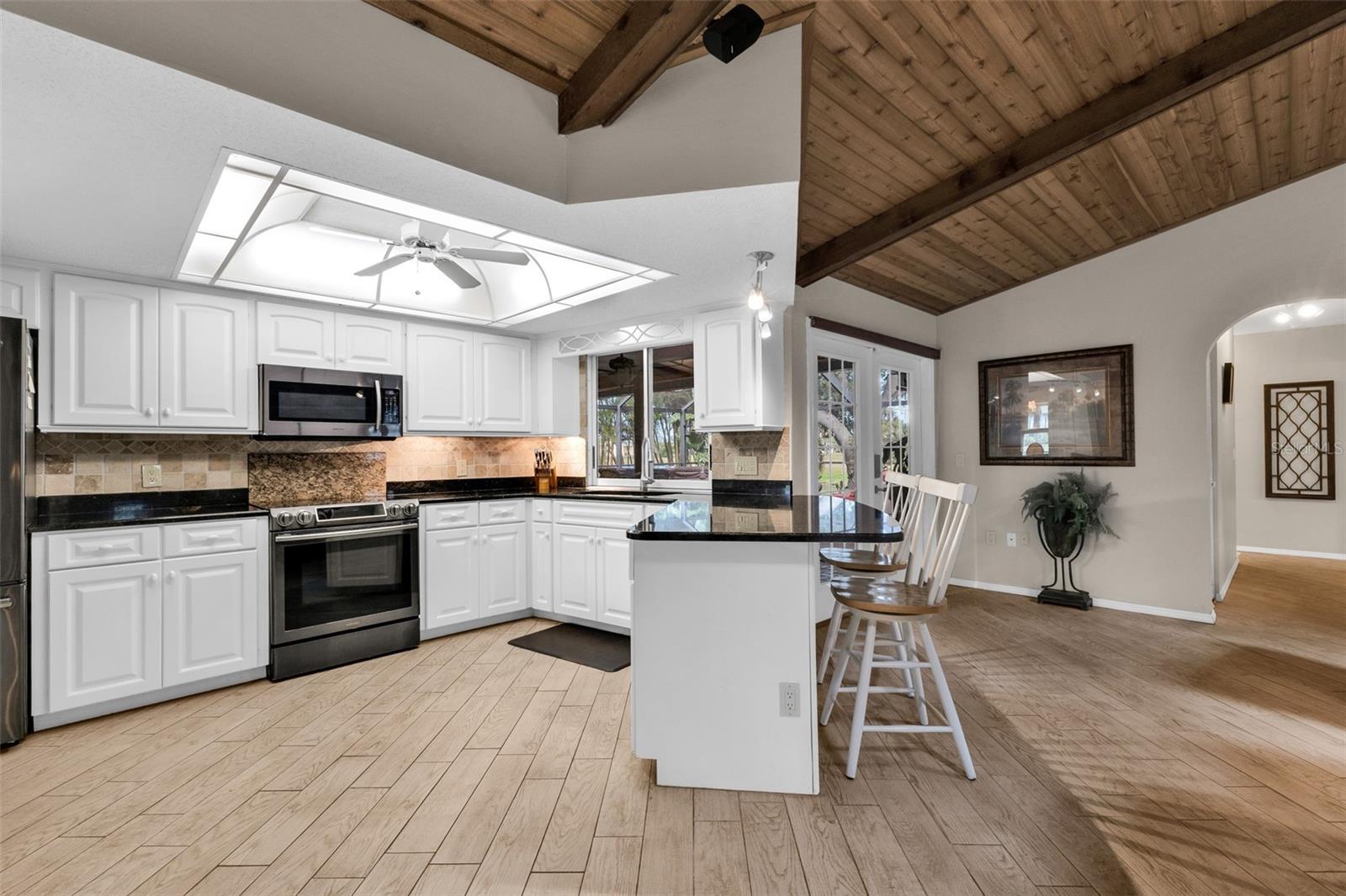 303 ROTONDA CIR, ROTONDA WEST, FL, 33947