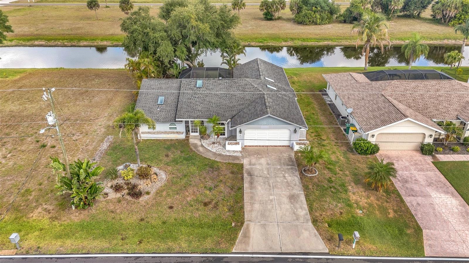 303 ROTONDA CIR, ROTONDA WEST, FL, 33947