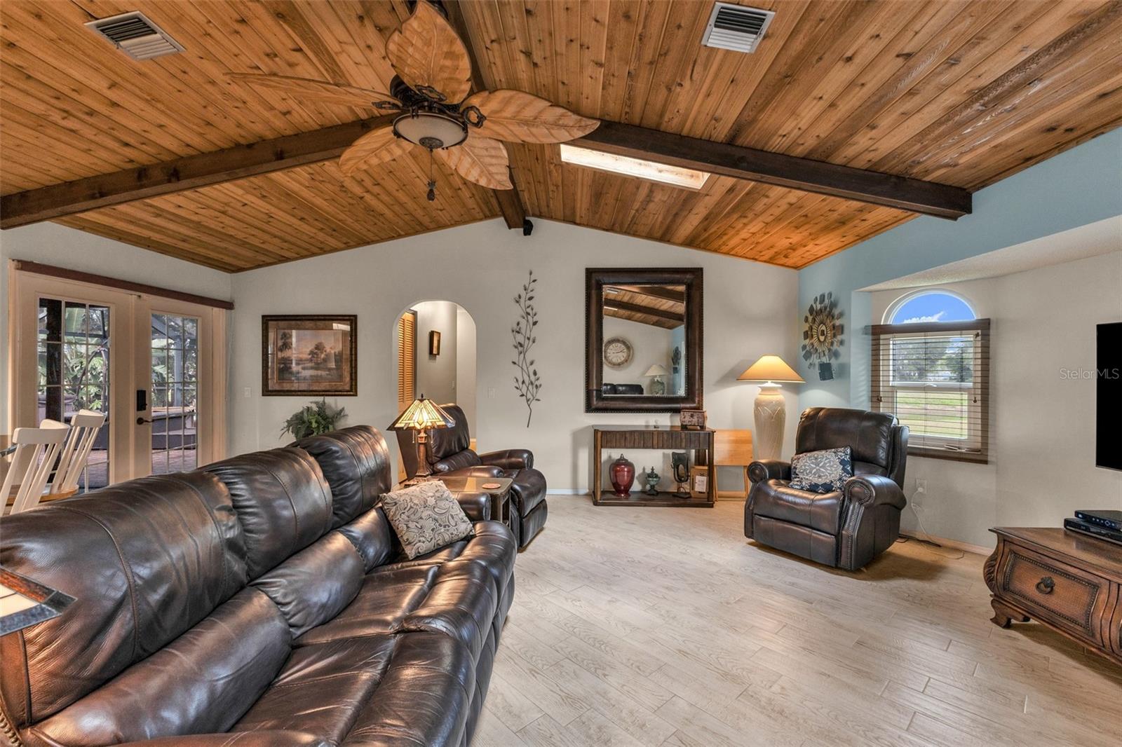 303 ROTONDA CIR, ROTONDA WEST, FL, 33947