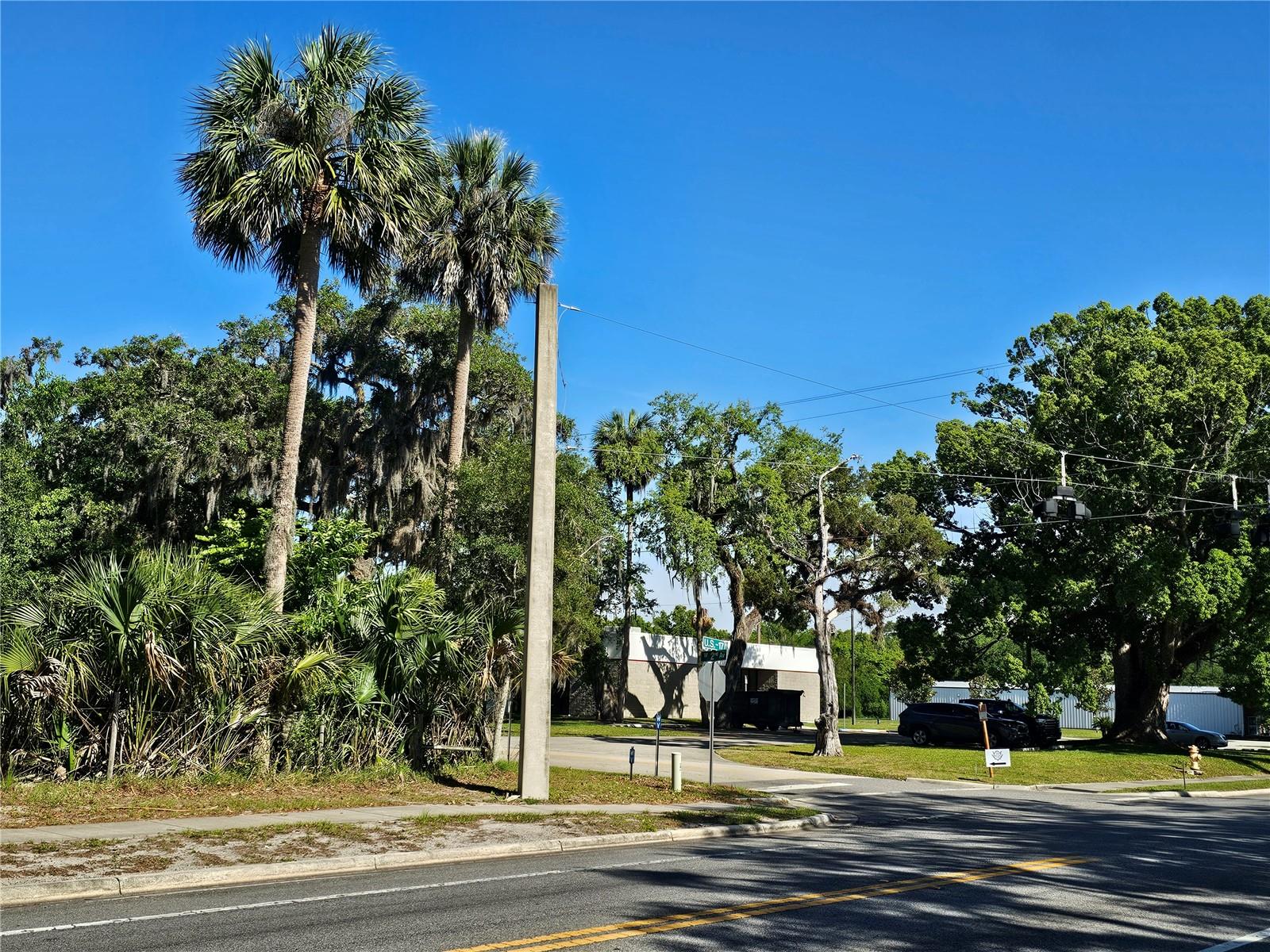123 W 2ND AVE, PIERSON, FL, 32180