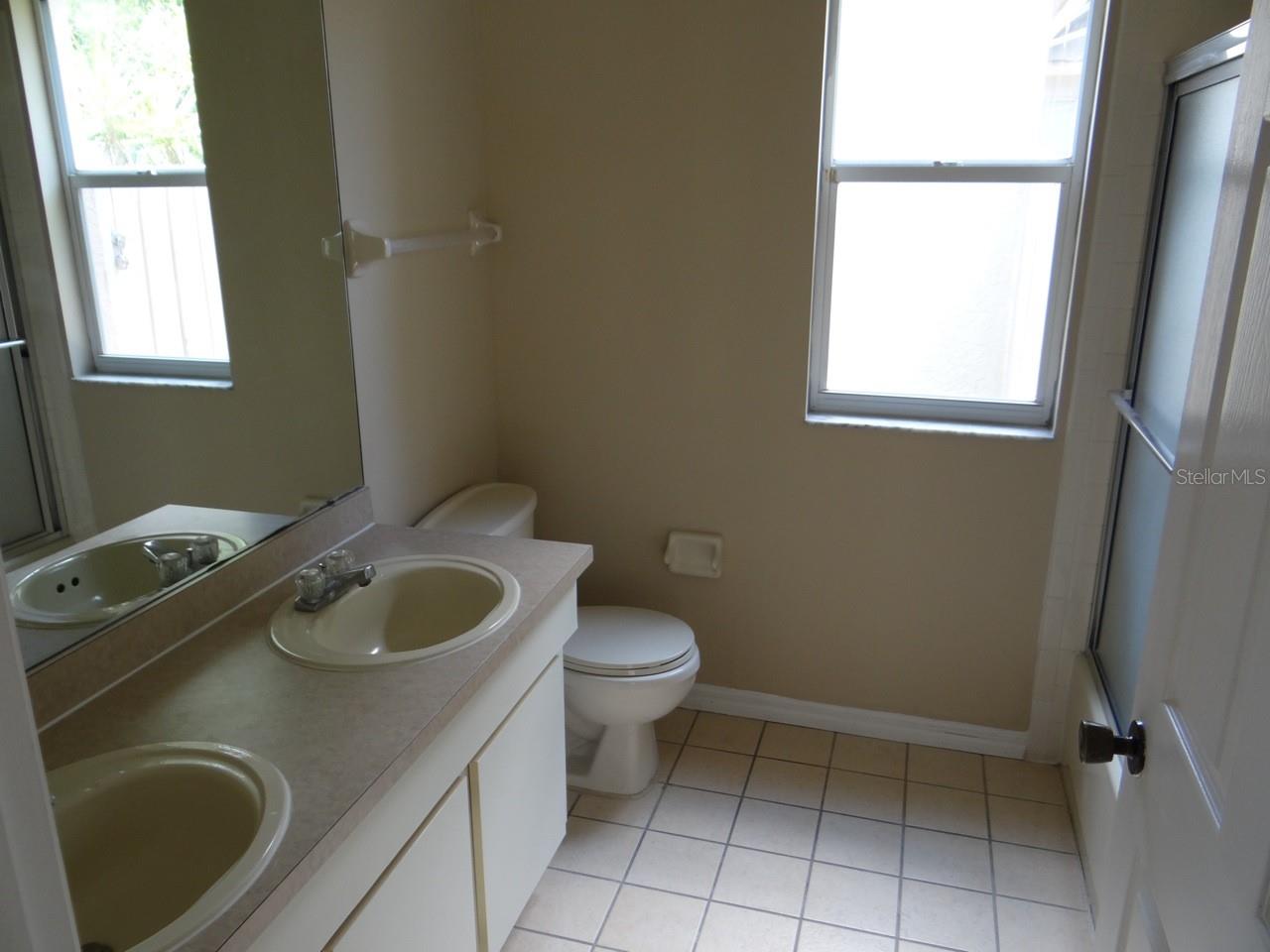 17712 HAMPSHIRE OAK DR, TAMPA, FL, 33647