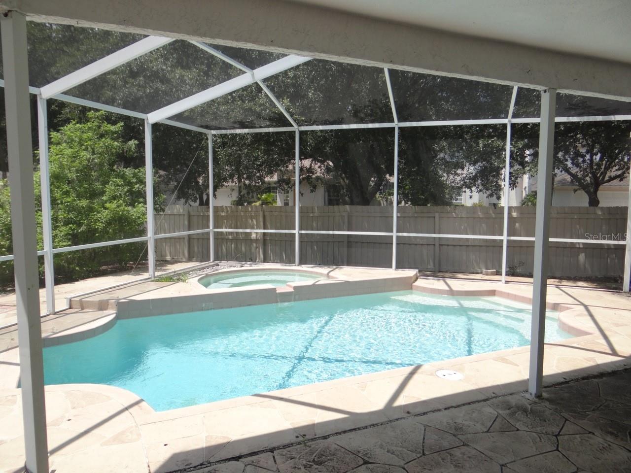 17712 HAMPSHIRE OAK DR, TAMPA, FL, 33647