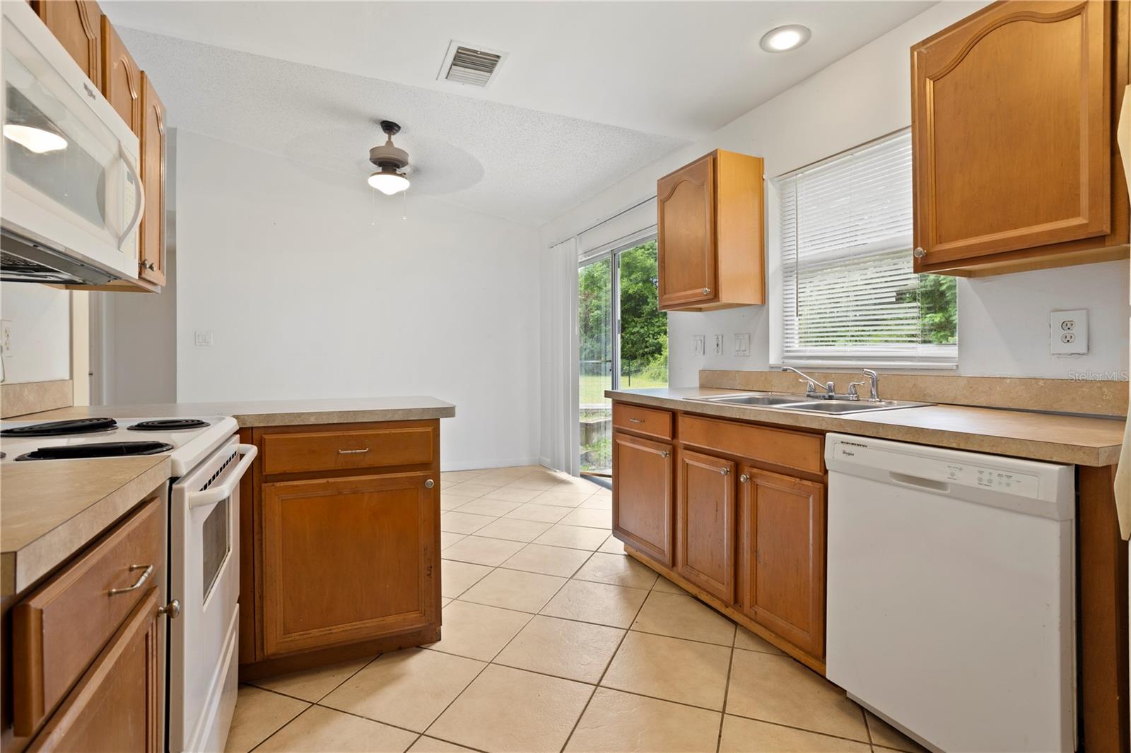 1921 BONNEVILLE DR, ORLANDO, FL, 32826