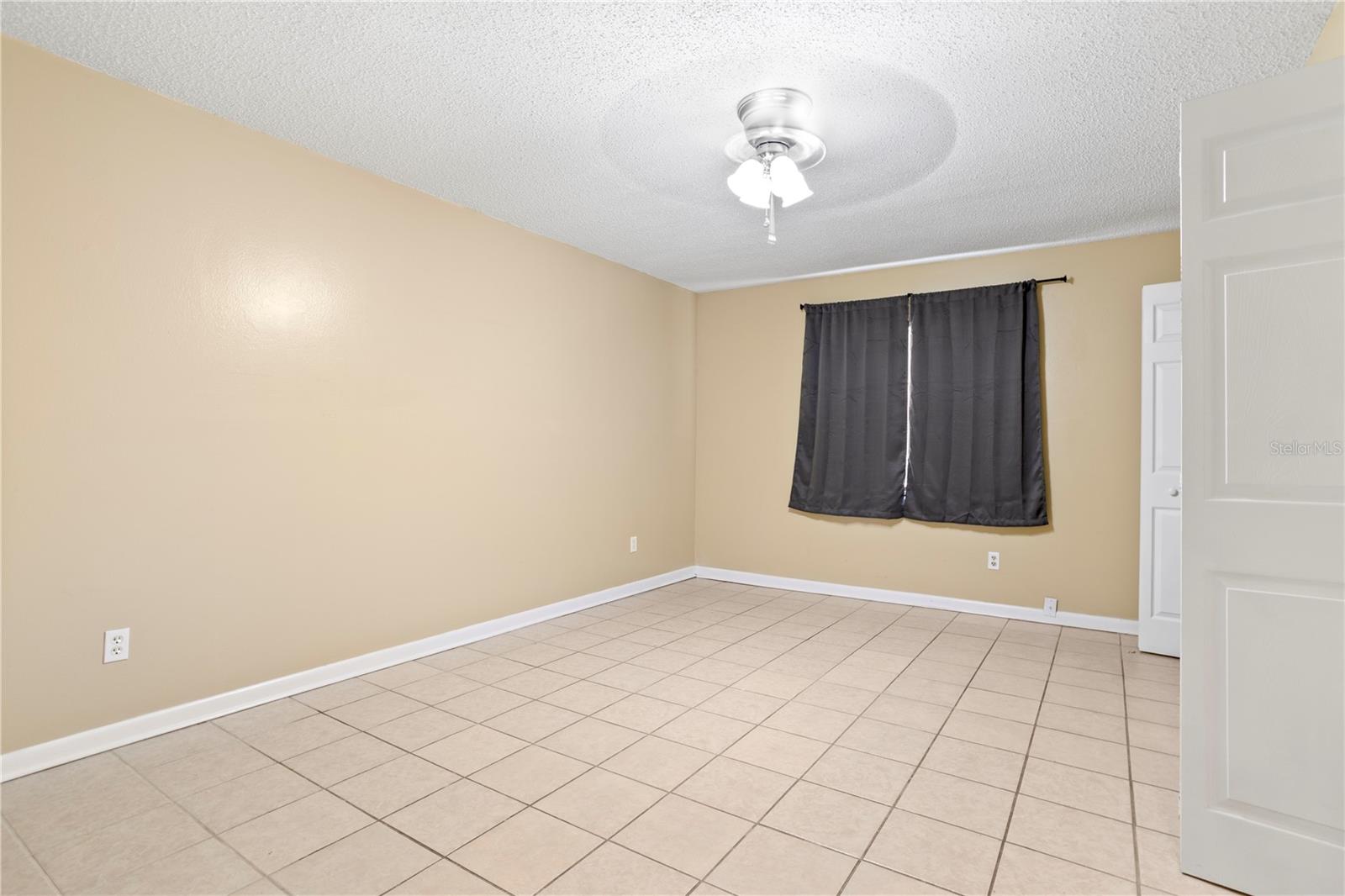 1921 BONNEVILLE DR, ORLANDO, FL, 32826