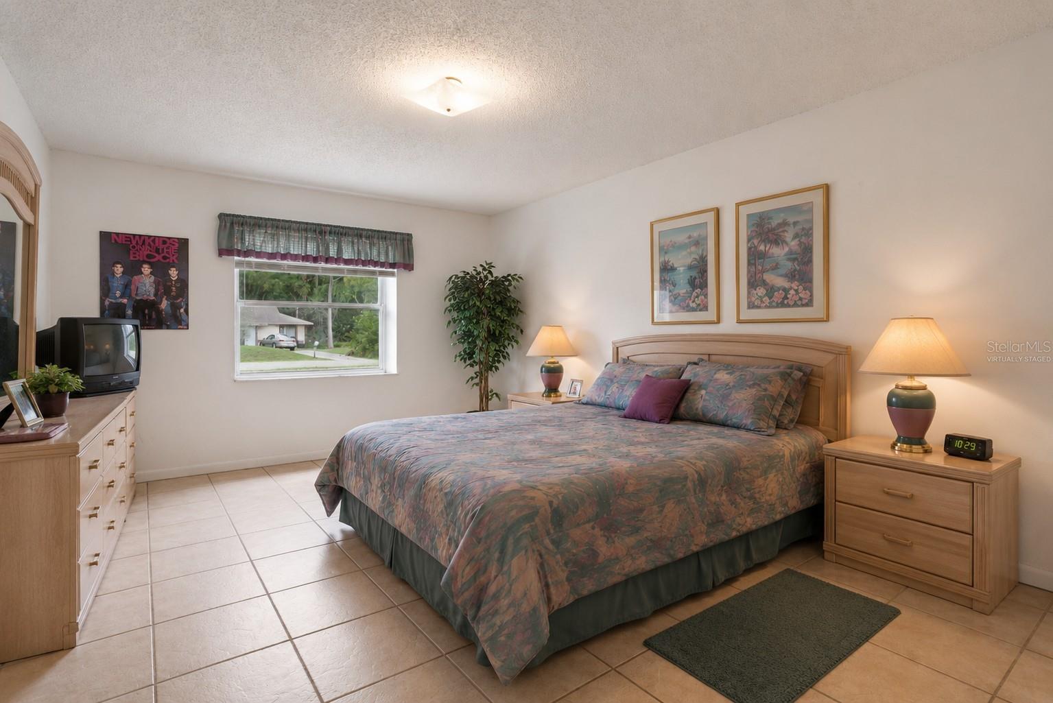 1921 BONNEVILLE DR, ORLANDO, FL, 32826