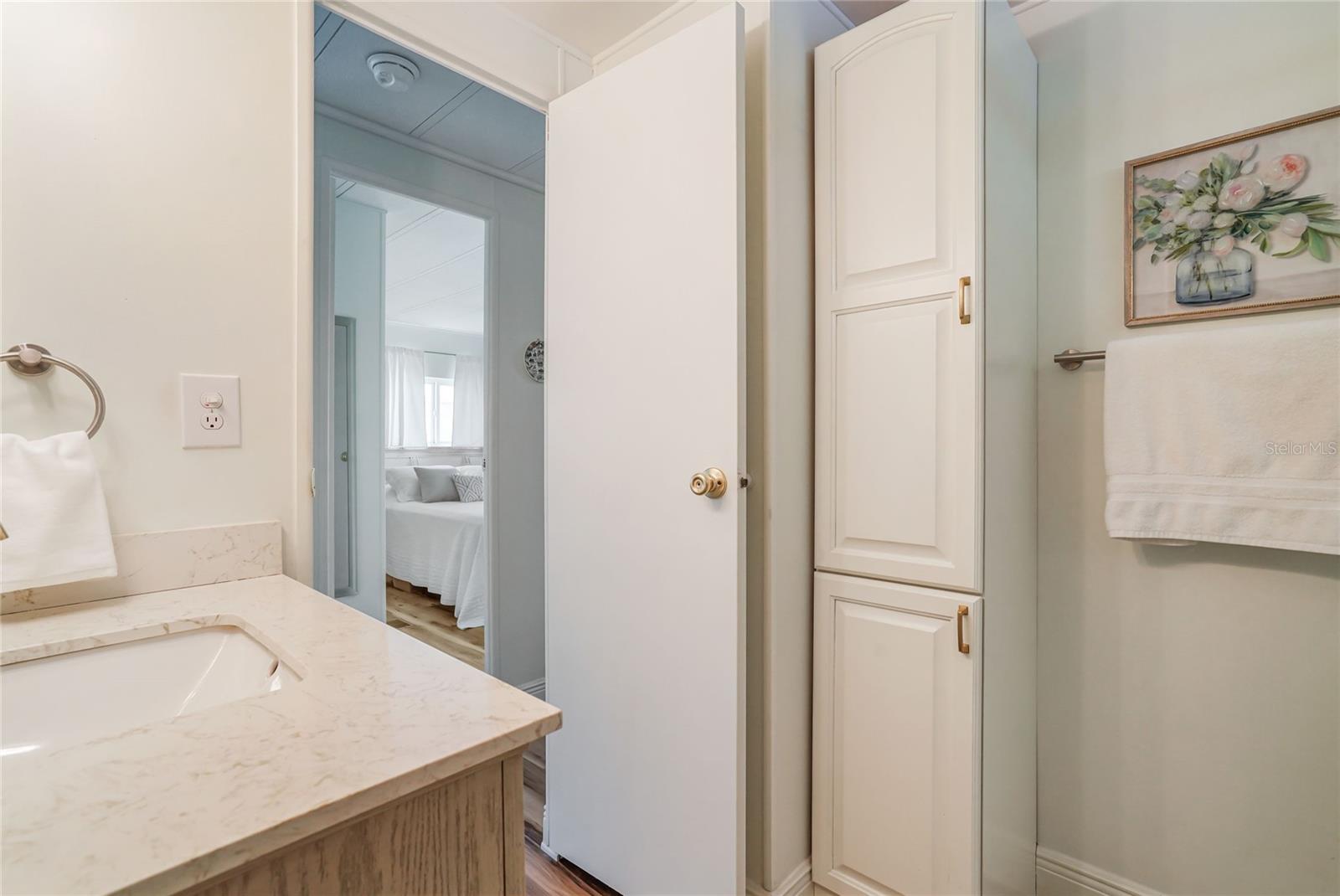 512 IMPERIAL DR, NORTH PORT, FL, 34287