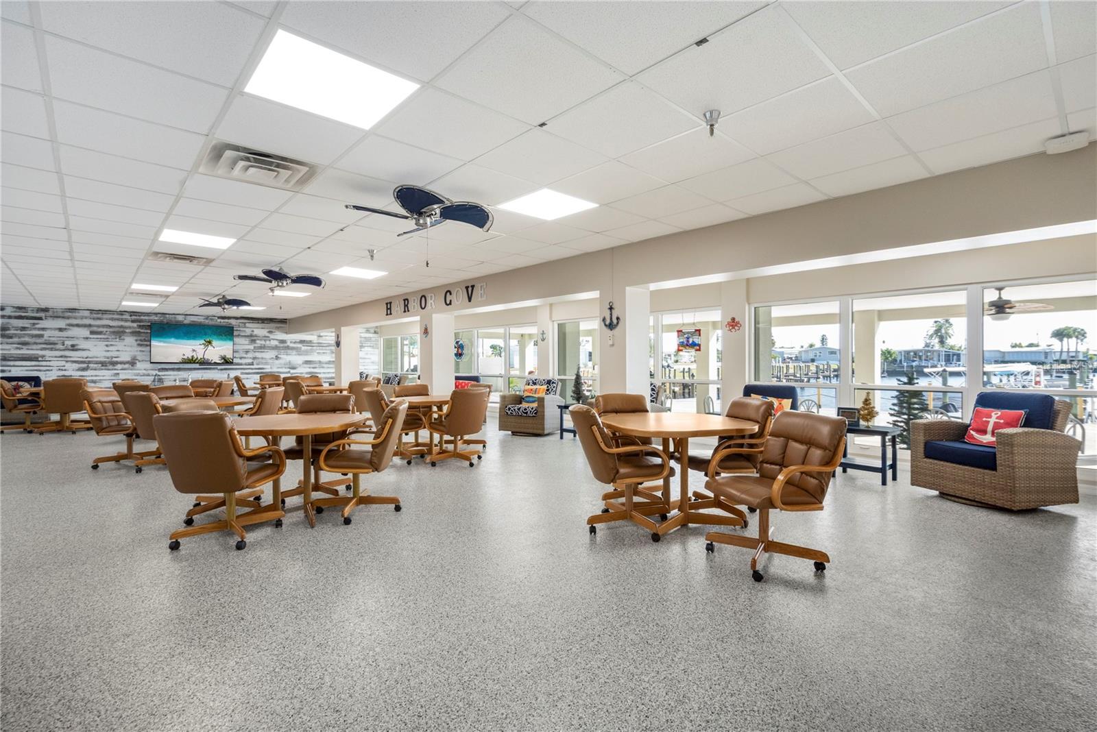 512 IMPERIAL DR, NORTH PORT, FL, 34287