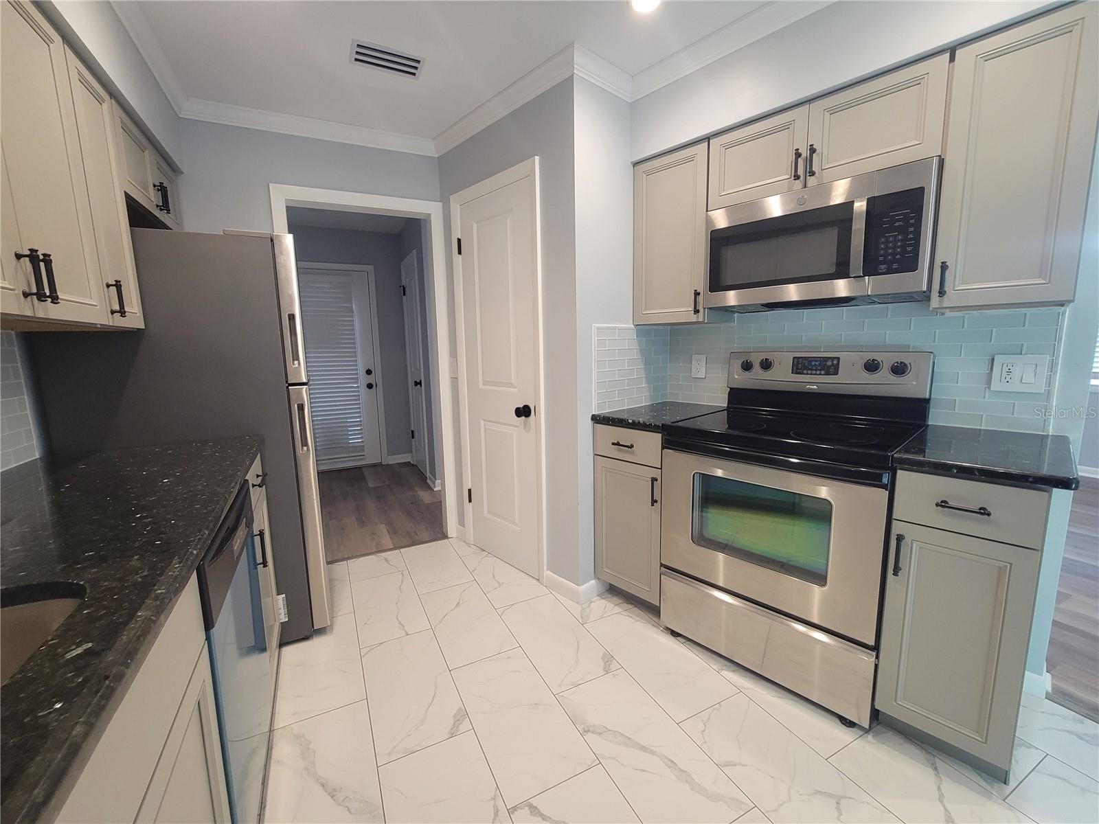 21147 SW HONEYSUCKLE ST, DUNNELLON, FL, 34431