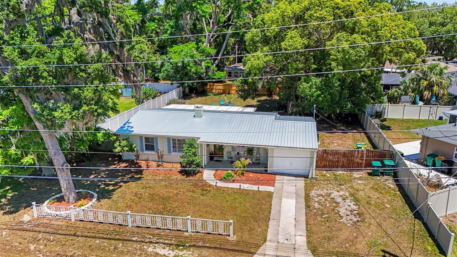 315 W 11TH AVE, MOUNT DORA, FL, 32757