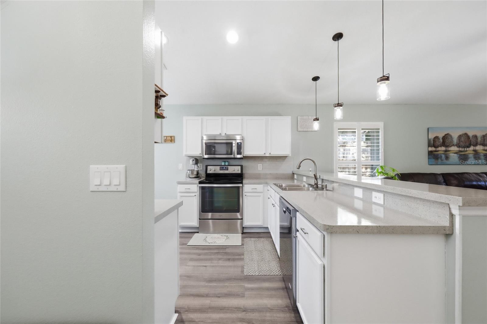 1008 CHATEAU CIR, MINNEOLA, FL, 34715