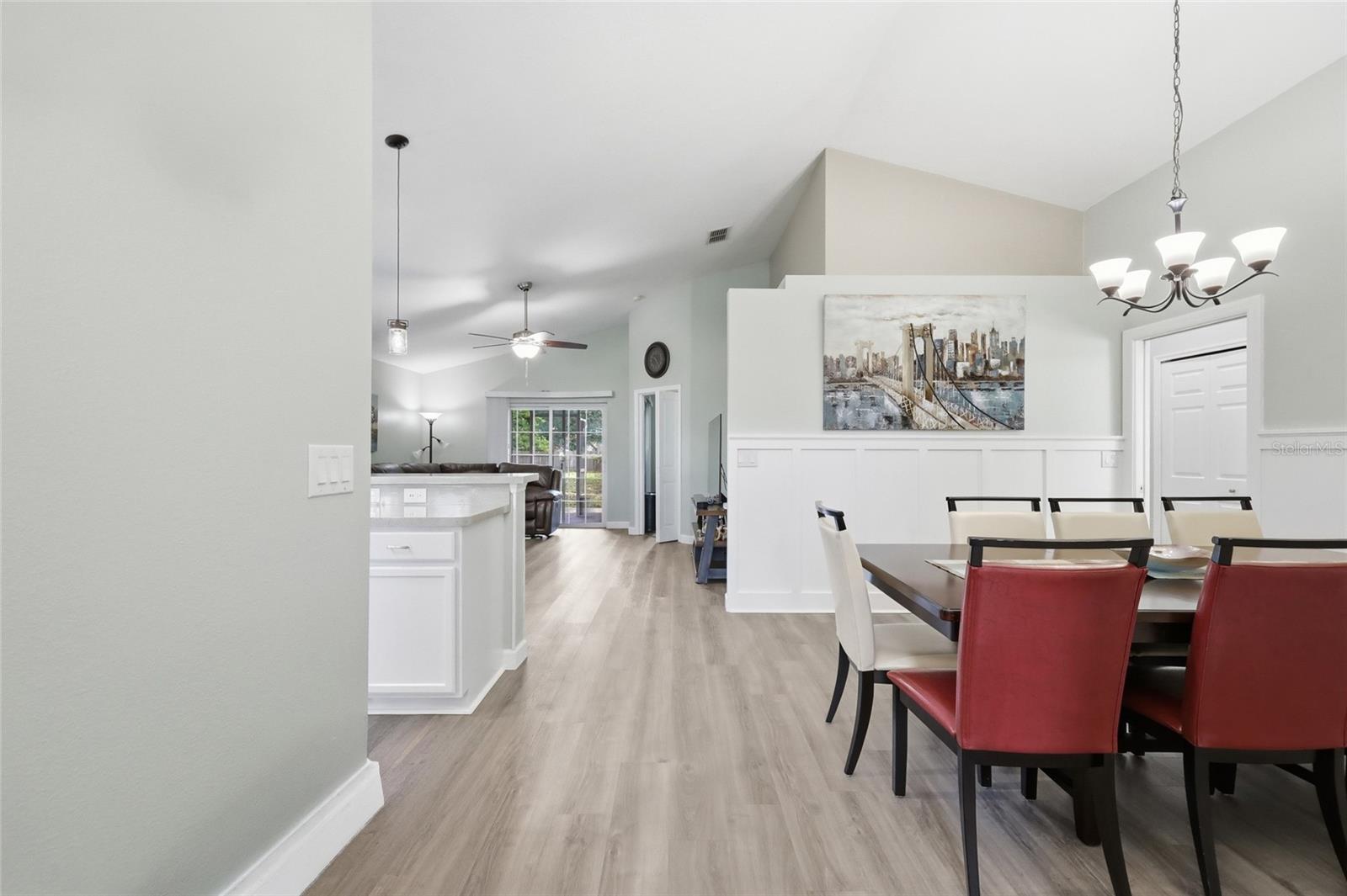 1008 CHATEAU CIR, MINNEOLA, FL, 34715