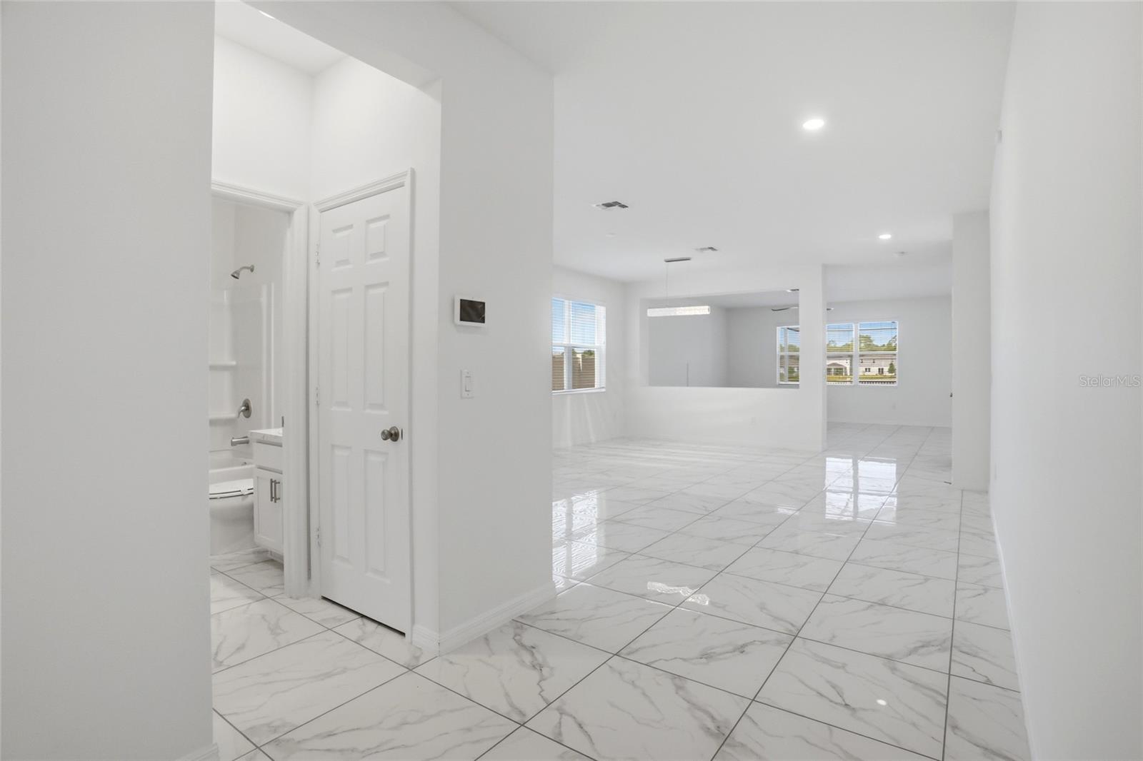 1134 AUGUSTUS DR, DAVENPORT, FL, 33896
