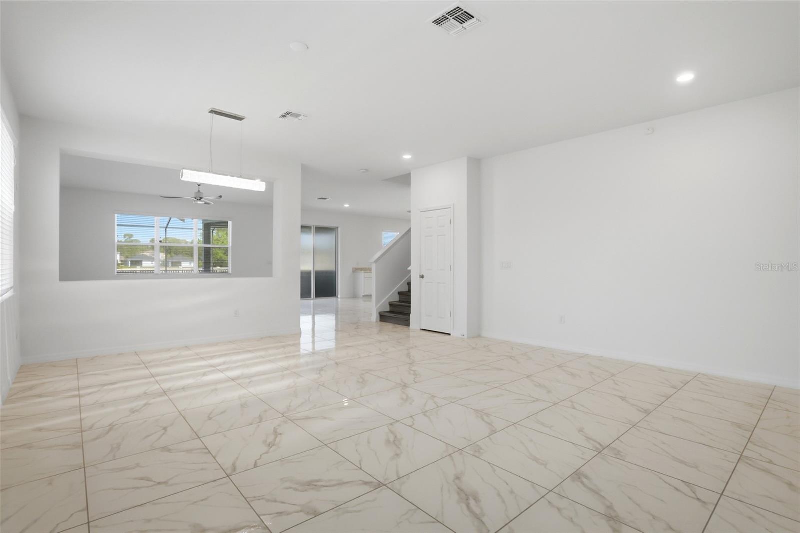 1134 AUGUSTUS DR, DAVENPORT, FL, 33896
