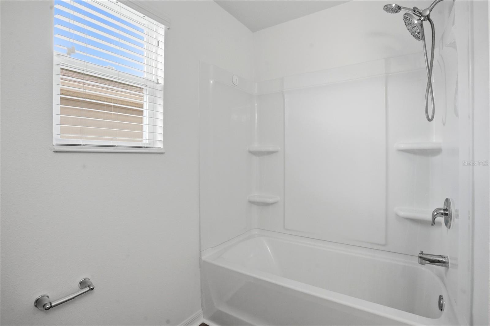 1134 AUGUSTUS DR, DAVENPORT, FL, 33896