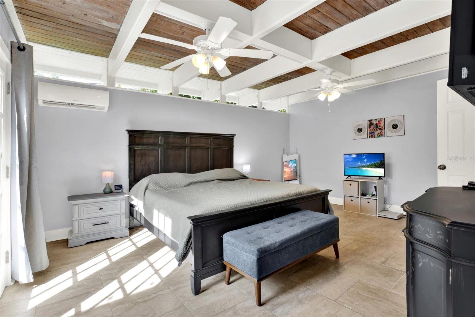 15656 1ST ST E, REDINGTON BEACH, FL, 33708