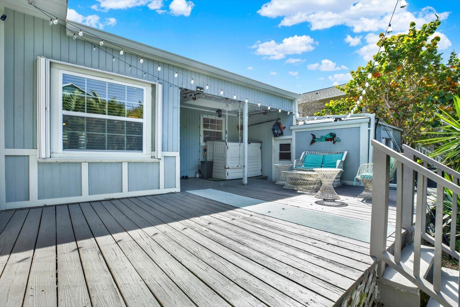 15656 1ST ST E, REDINGTON BEACH, FL, 33708