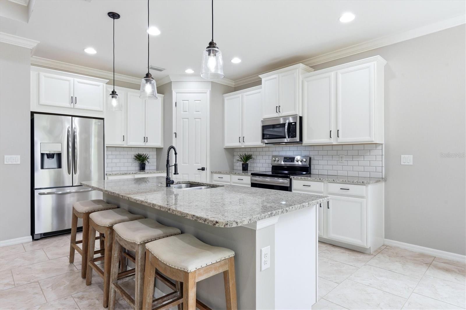 332 TOSCAVILLA BLVD, NOKOMIS, FL, 34275
