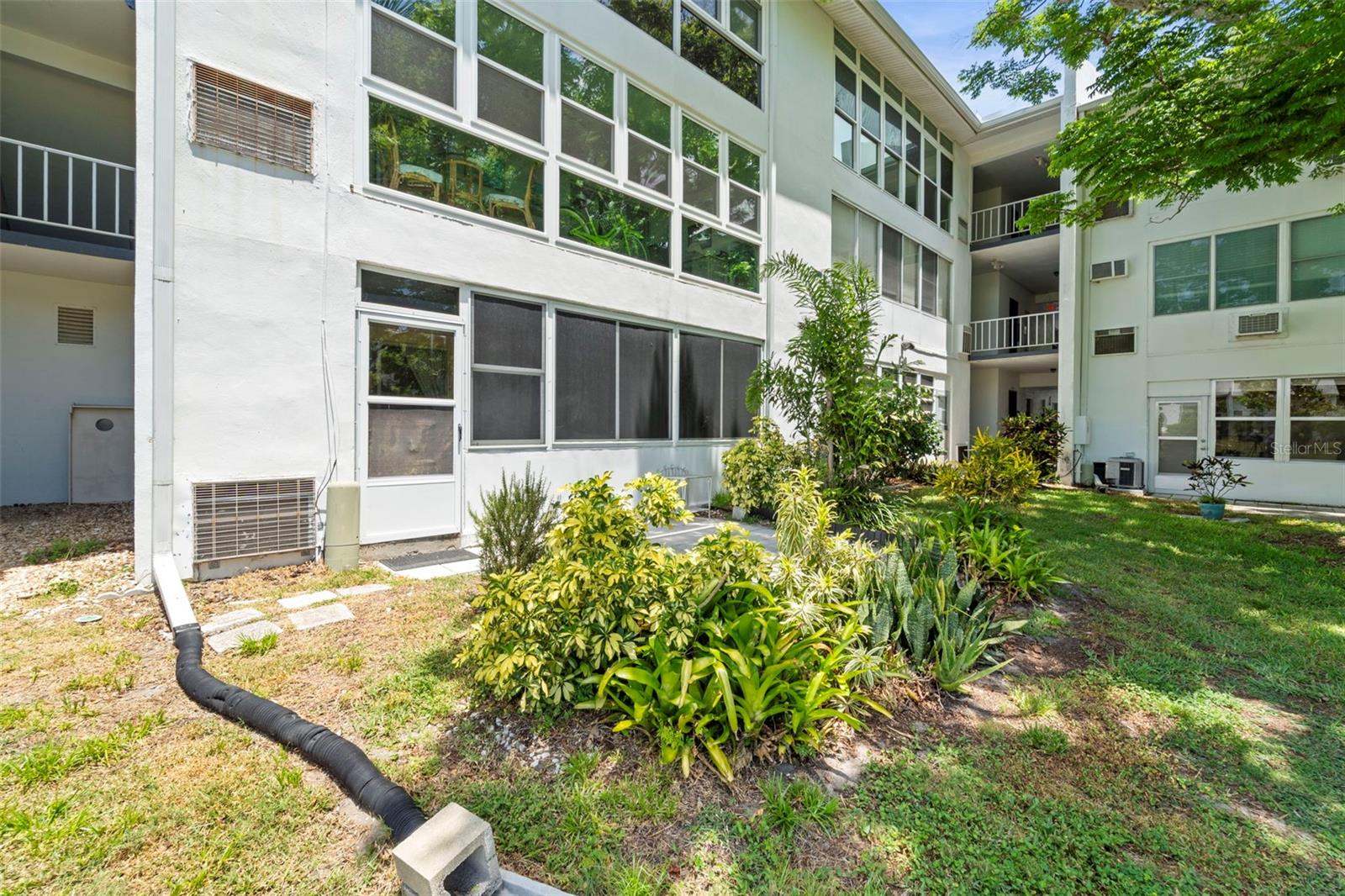 400 GLENNES LN #111, DUNEDIN, FL, 34698