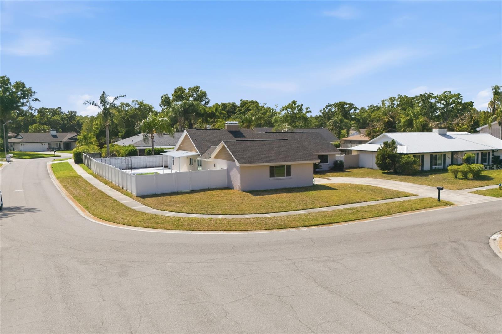 11807 NICKLAUS CIR, TAMPA, FL, 33624