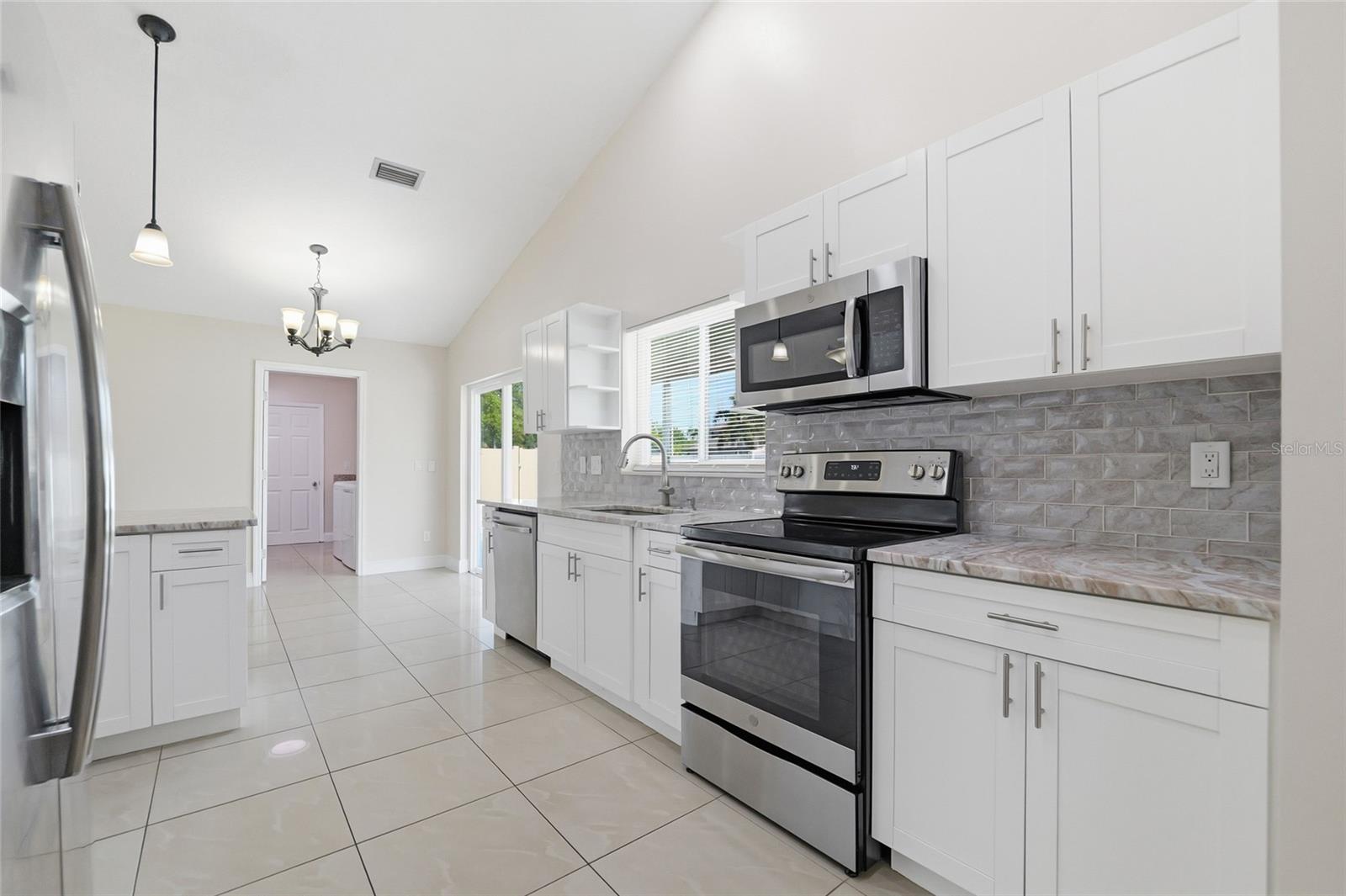 11807 NICKLAUS CIR, TAMPA, FL, 33624