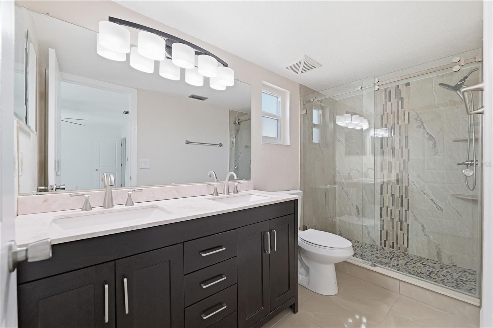 11807 NICKLAUS CIR, TAMPA, FL, 33624