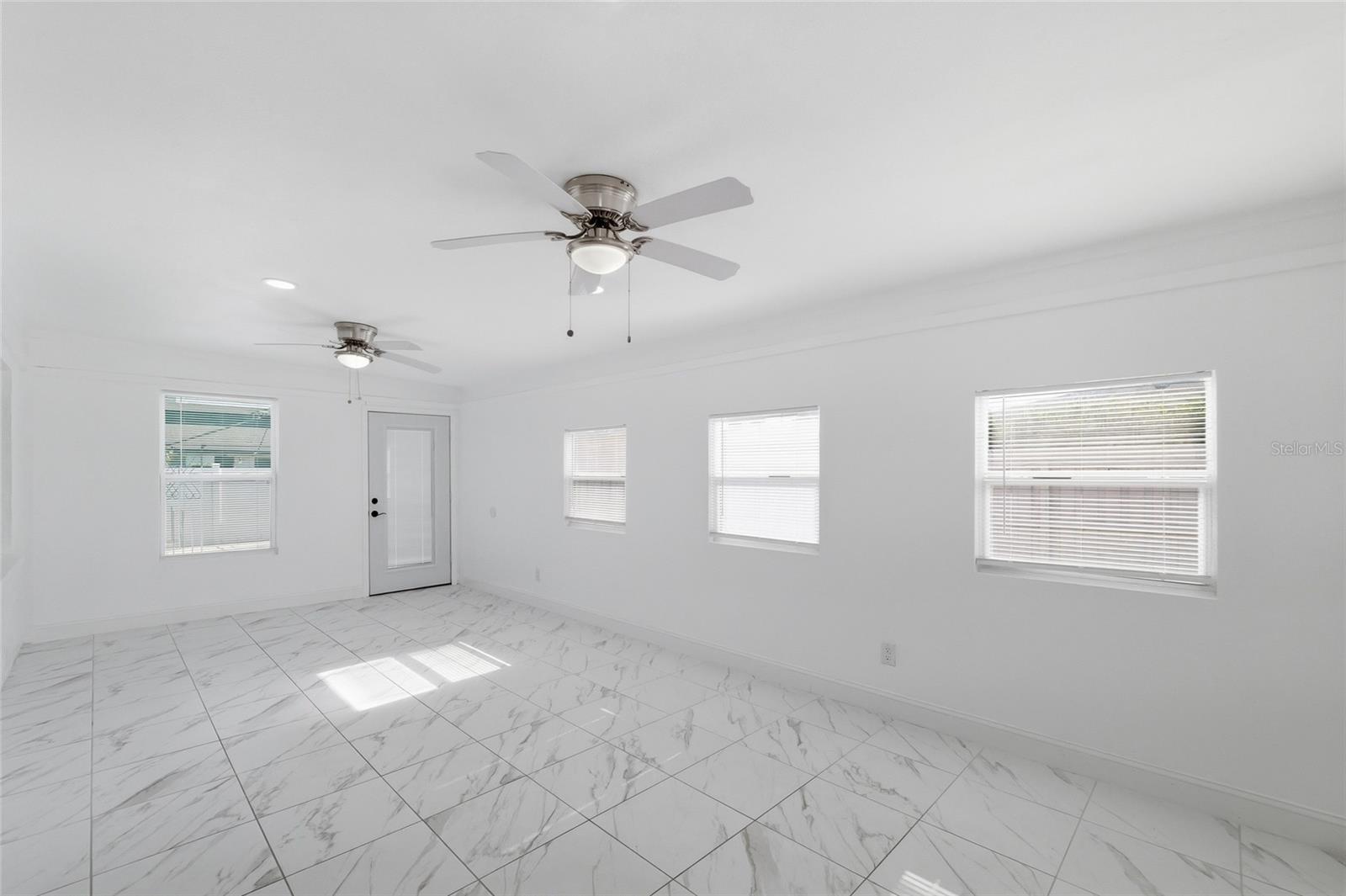 11807 NICKLAUS CIR, TAMPA, FL, 33624
