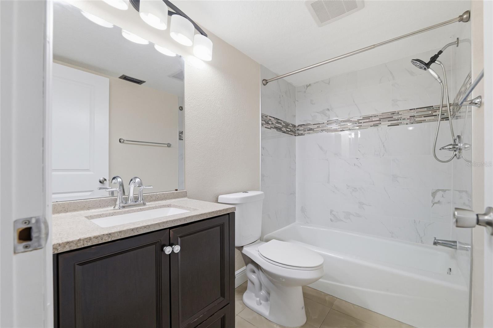 11807 NICKLAUS CIR, TAMPA, FL, 33624