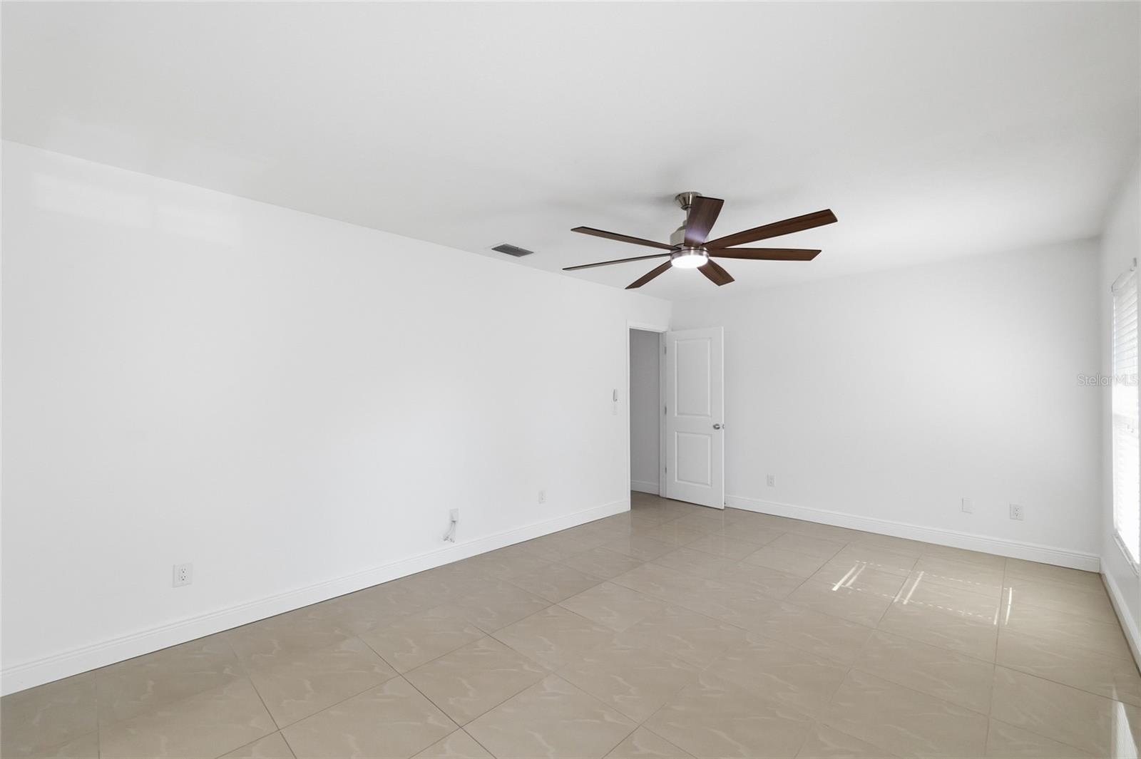 11807 NICKLAUS CIR, TAMPA, FL, 33624
