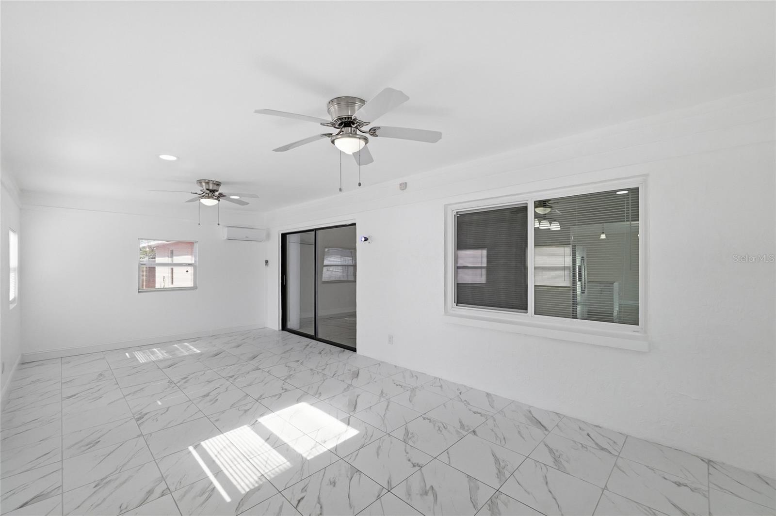 11807 NICKLAUS CIR, TAMPA, FL, 33624
