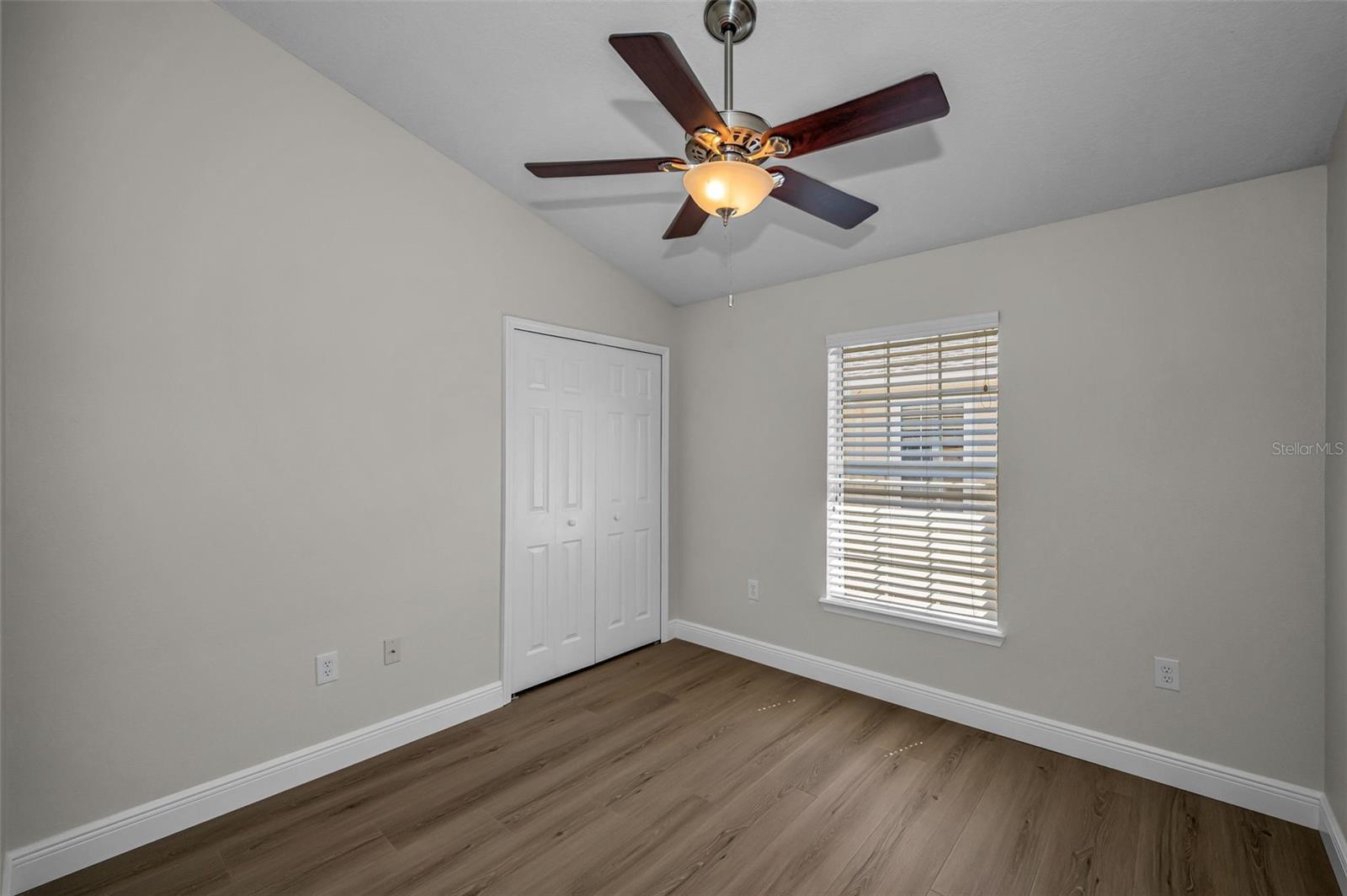617 52ND AVE N, ST PETERSBURG, FL, 33703