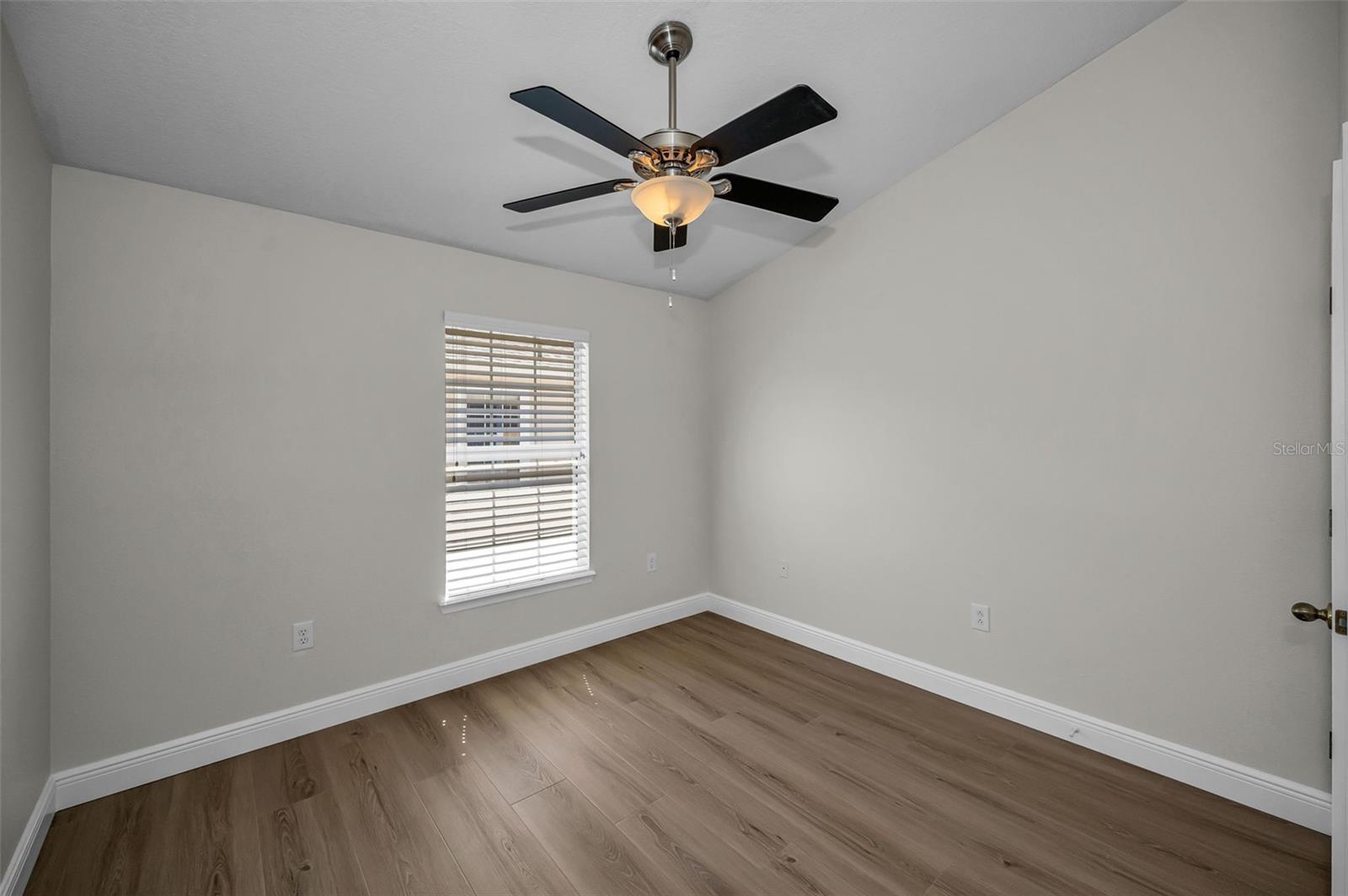 617 52ND AVE N, ST PETERSBURG, FL, 33703