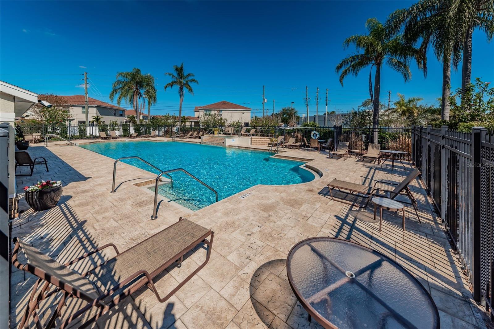 617 52ND AVE N, ST PETERSBURG, FL, 33703