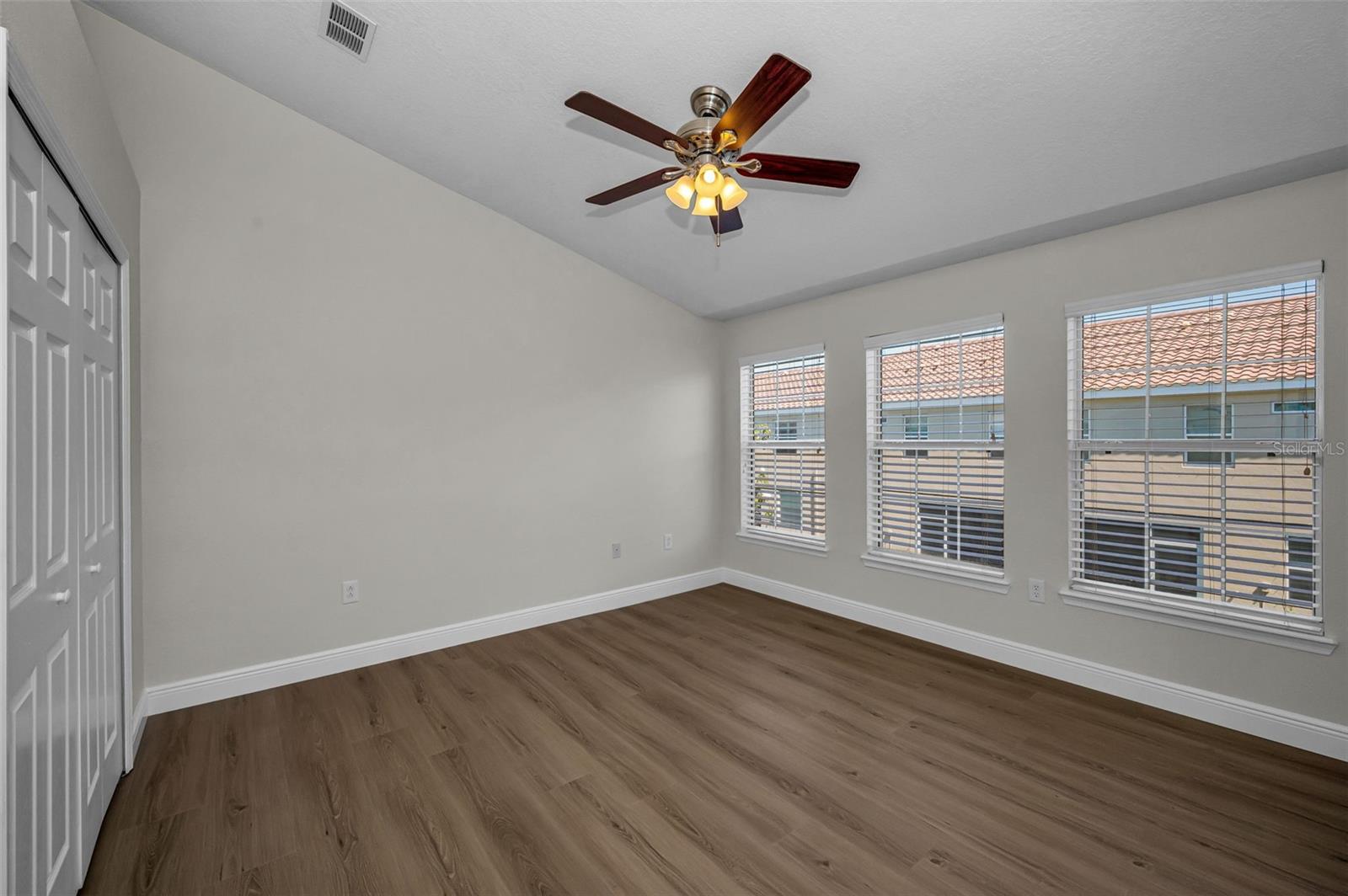 617 52ND AVE N, ST PETERSBURG, FL, 33703