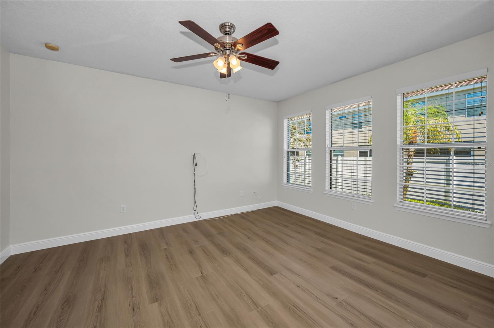 617 52ND AVE N, ST PETERSBURG, FL, 33703