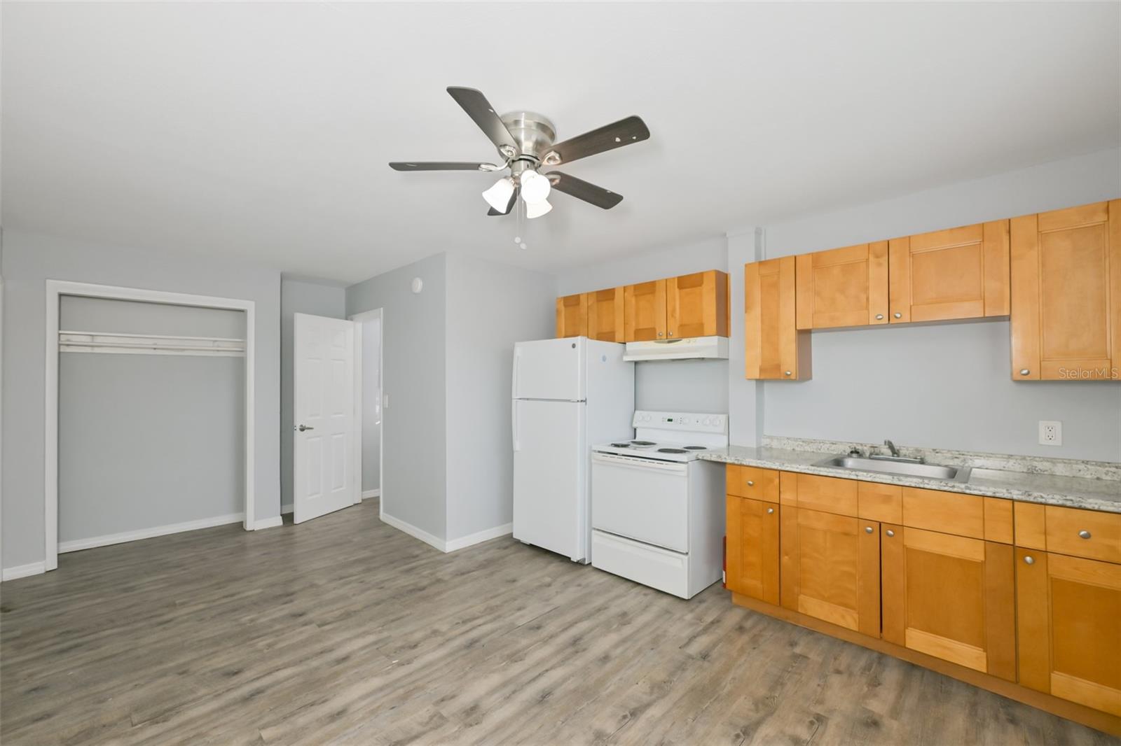 1956 MCMULLEN RD #2, LARGO, FL, 33771