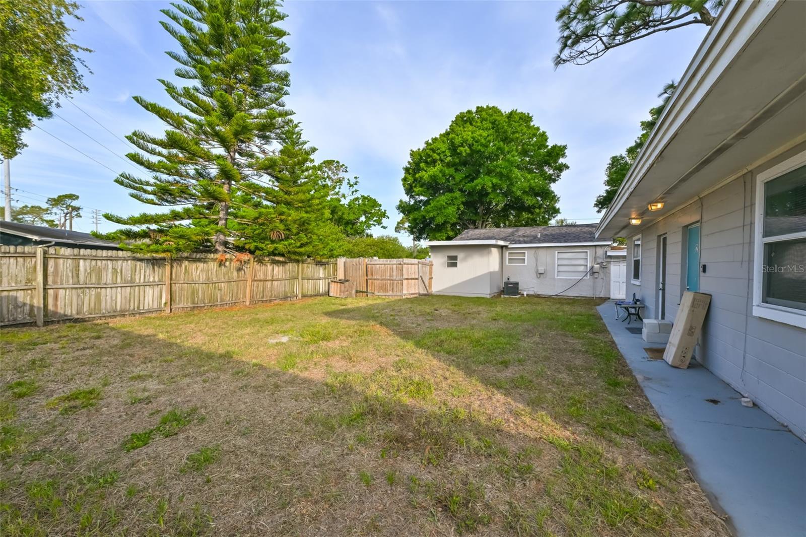 1956 MCMULLEN RD #2, LARGO, FL, 33771