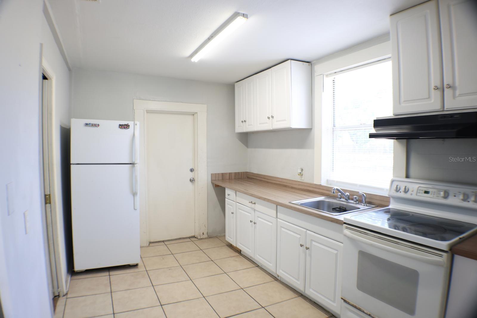 3113 E NORTH BAY ST, TAMPA, FL, 33610