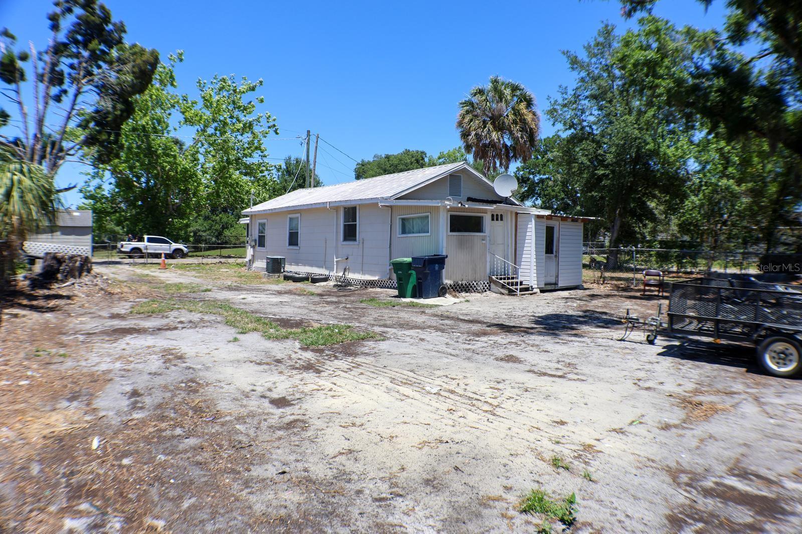 3113 E NORTH BAY ST, TAMPA, FL, 33610