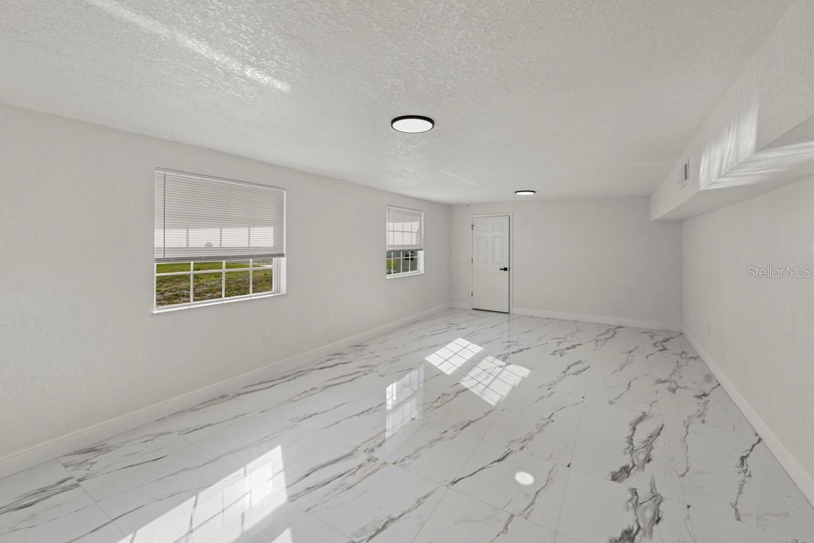 1602 S TANNER RD, ORLANDO, FL, 32833