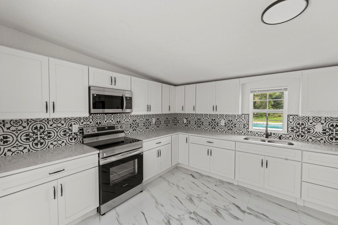 1602 S TANNER RD, ORLANDO, FL, 32833
