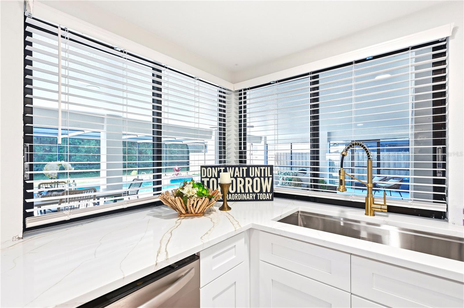 14164 FENNSBURY DR, TAMPA, FL, 33624