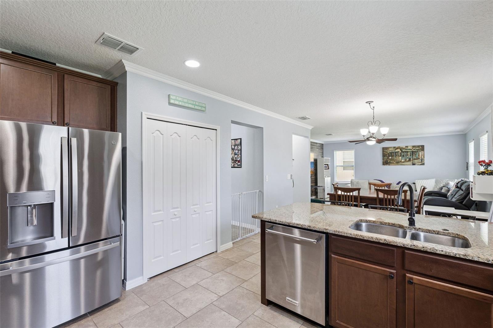 3541 OAK CLIFF BLVD, TAVARES, FL, 32778