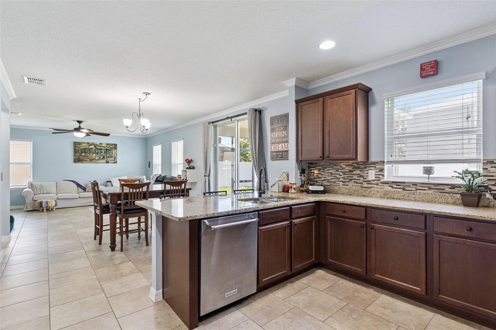 3541 OAK CLIFF BLVD, TAVARES, FL, 32778